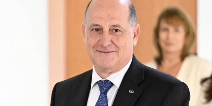 Brasil también echó al embajador argentino Daniel Raimondi