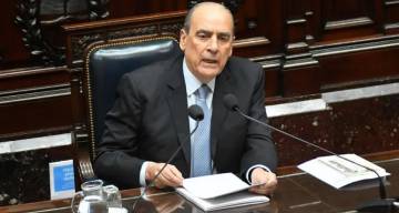 En medio de los audios y polémicas con Karina Milei, expone Guillermo Francos en el Congreso